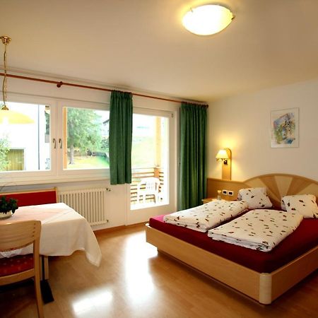 Medesc Bed and Breakfast La Villa  Buitenkant foto